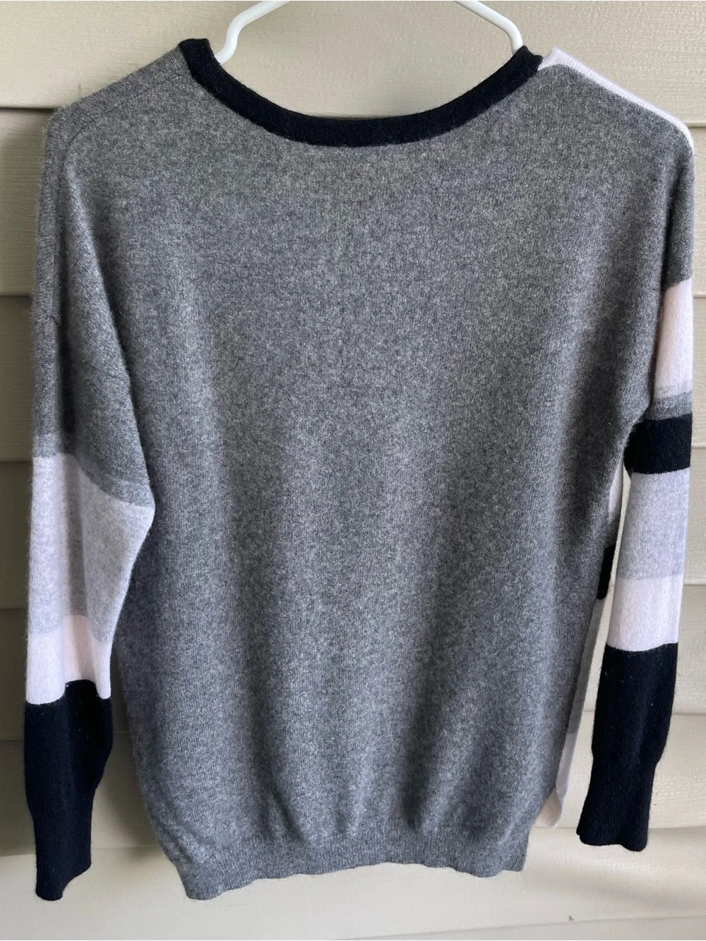 100 Cashmere Colorblock Geo Sweater Grey Cream Black Quiet Luxury Capsule Size S